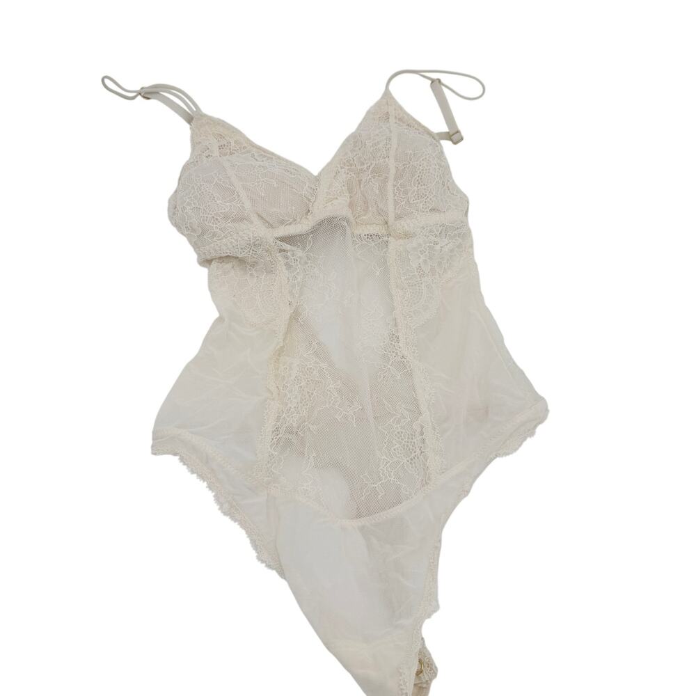 Abercrombie & Fitch White Lace Thong Bodysuit Size XS
